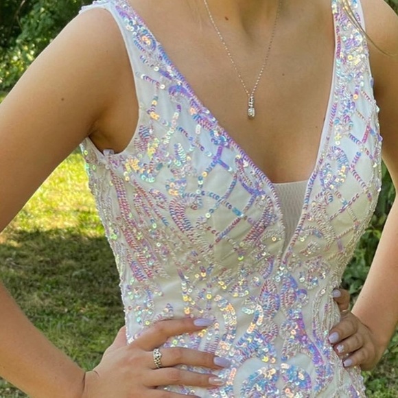 Primavera Couture Prom Dress - Picture 12 of 14